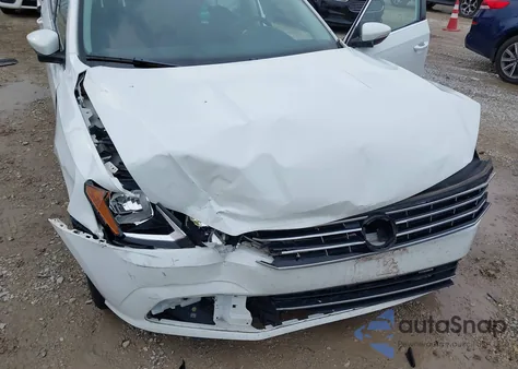 2016 Volkswagen Passat 1.8T S from USA, damaged, VIN 1VWAS7A31GC034034